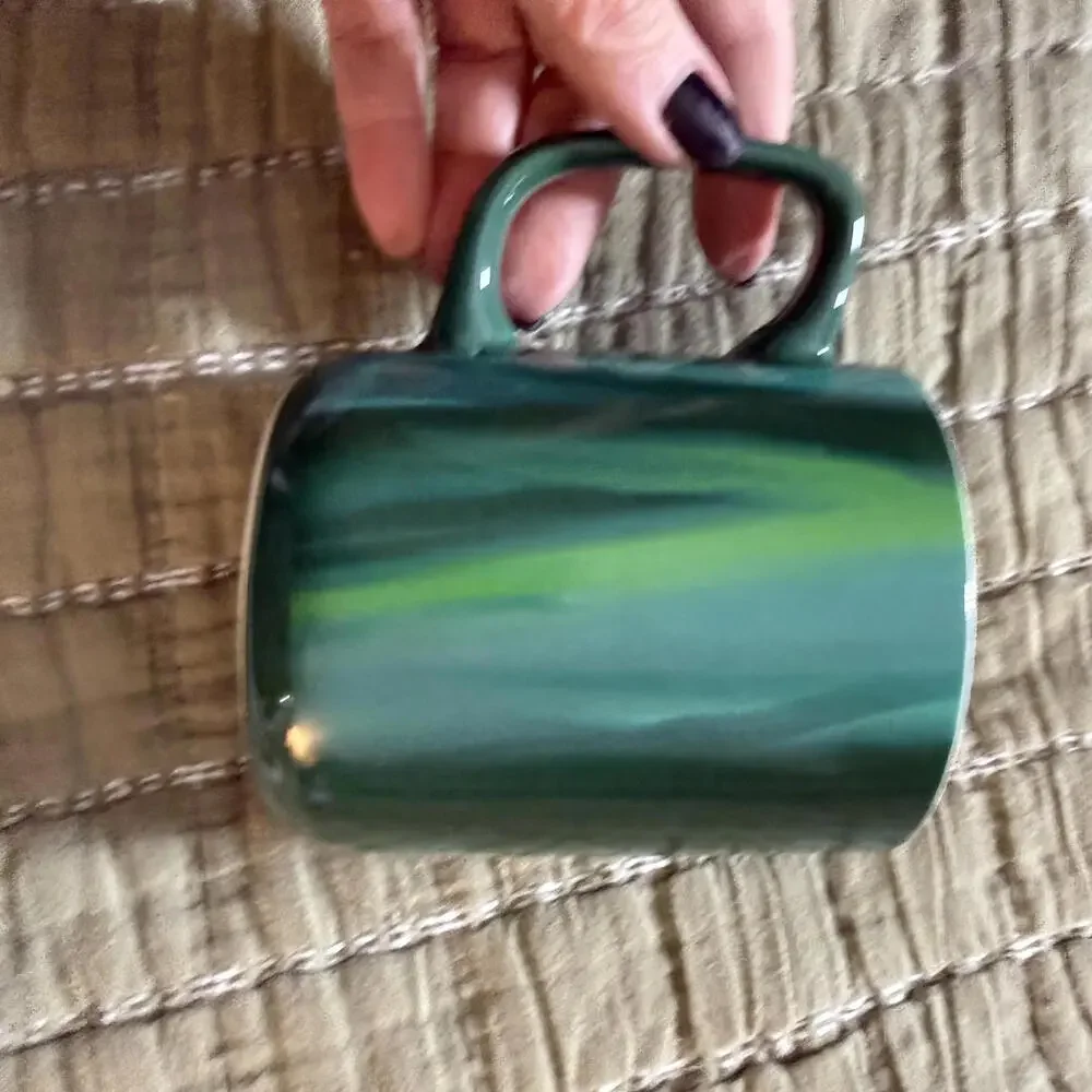 Starbucks 2022 Marbled Collectible Logo Green Coffee Mug Cup 15‎ oz.
